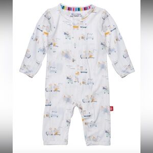 NWT Magnetic Me Welcome Wagon Magnetic Coverall